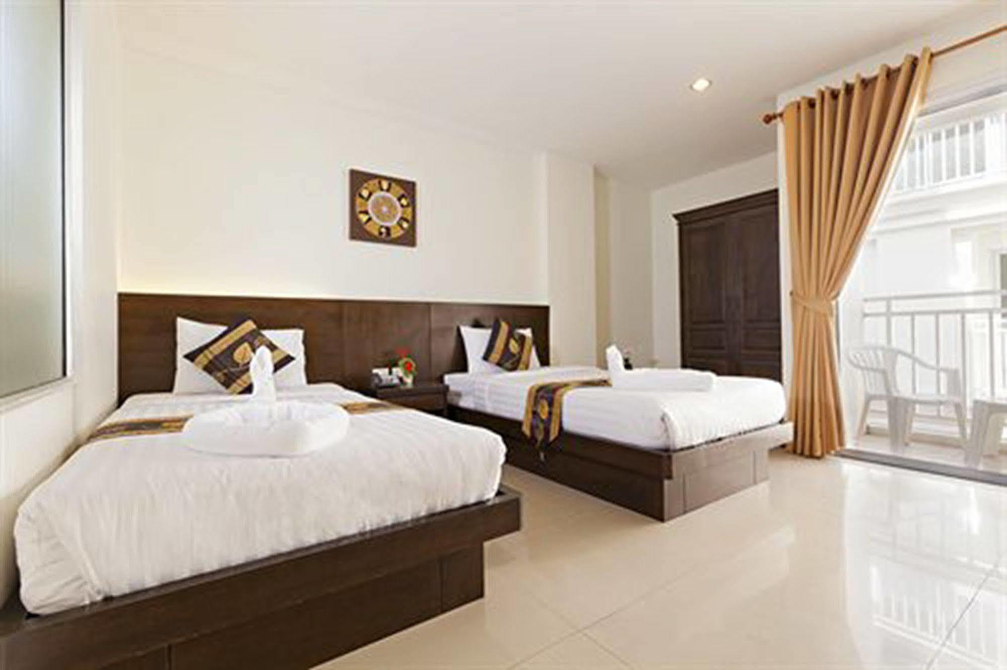 Garden Phuket Hotel Patong Exterior foto
