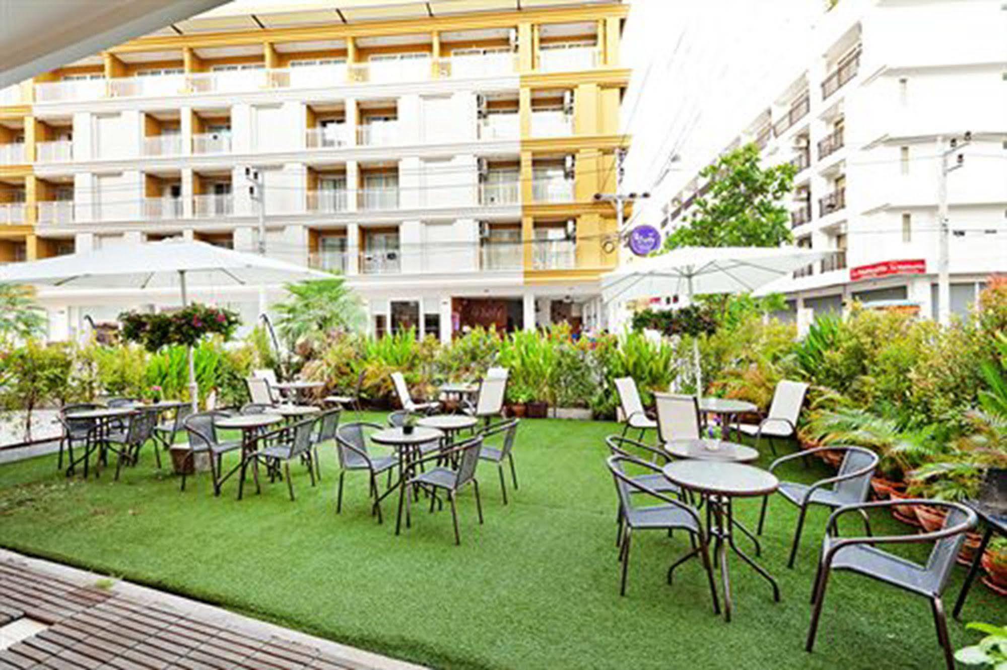 Garden Phuket Hotel Patong Exterior foto